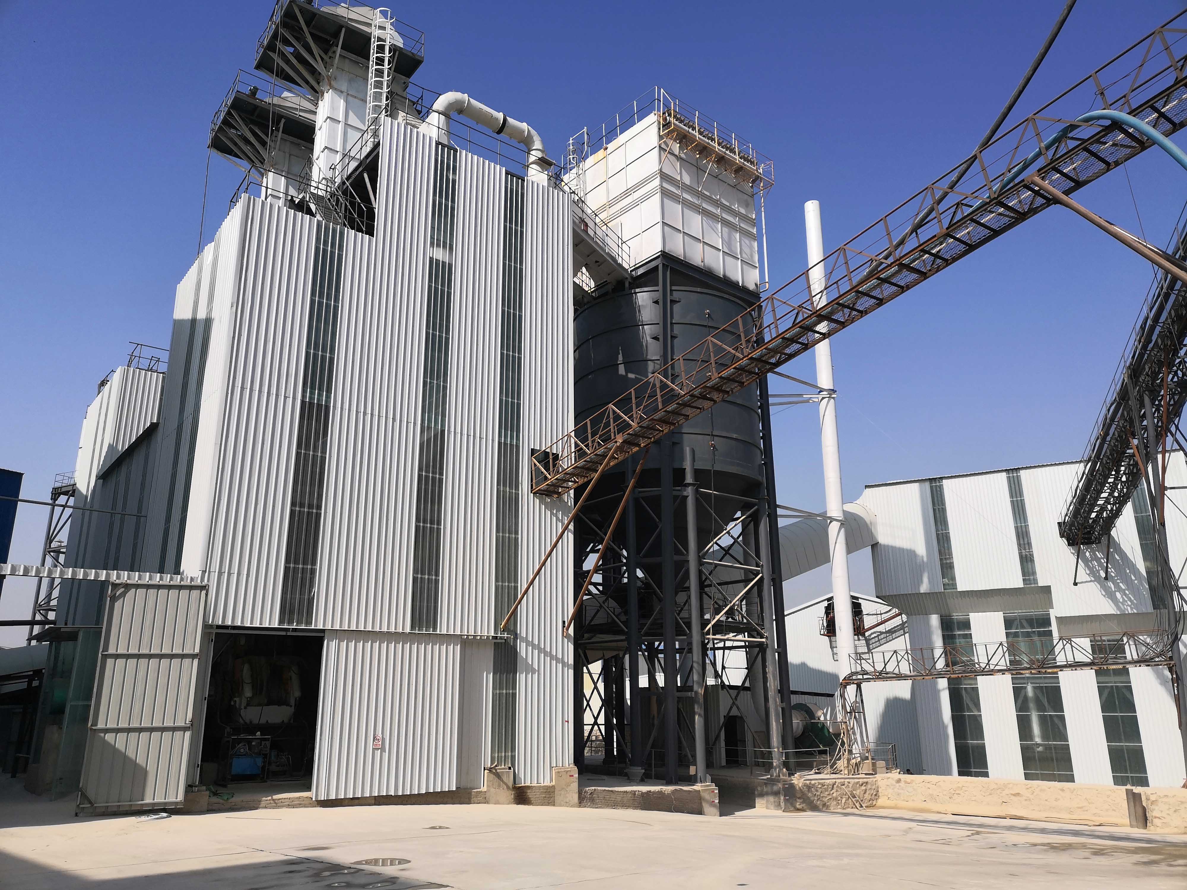 制砂生產(chǎn)線粉塵多、噪音大？為您推薦干法制砂樓