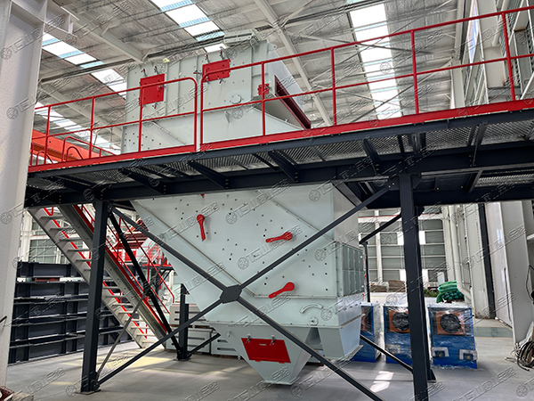 高頻篩，細(xì)物料篩分專家，效率高還不堵孔